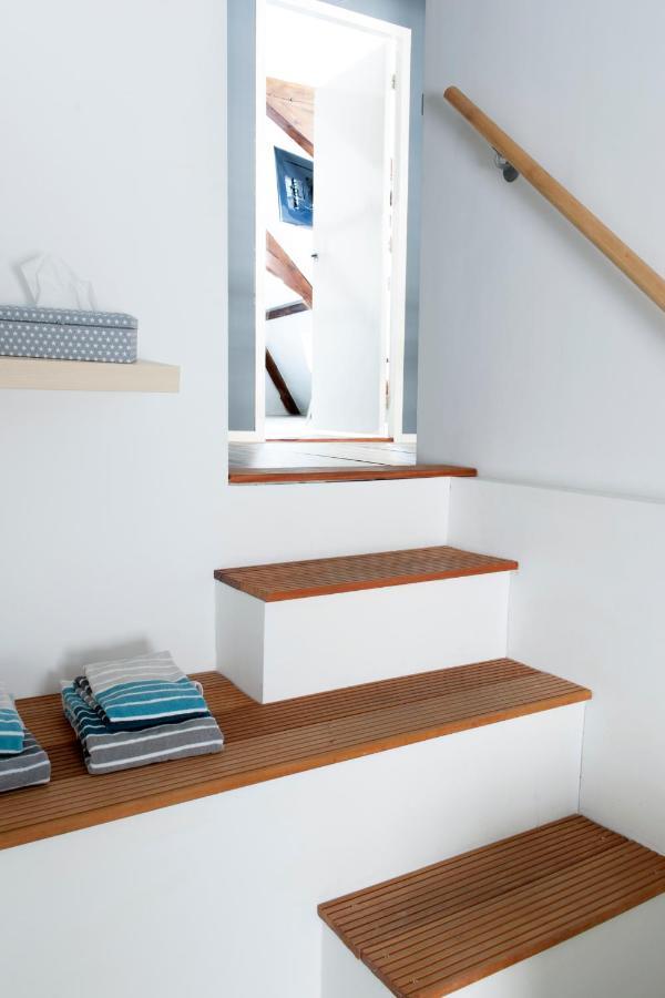 Boutique De Salon 4*